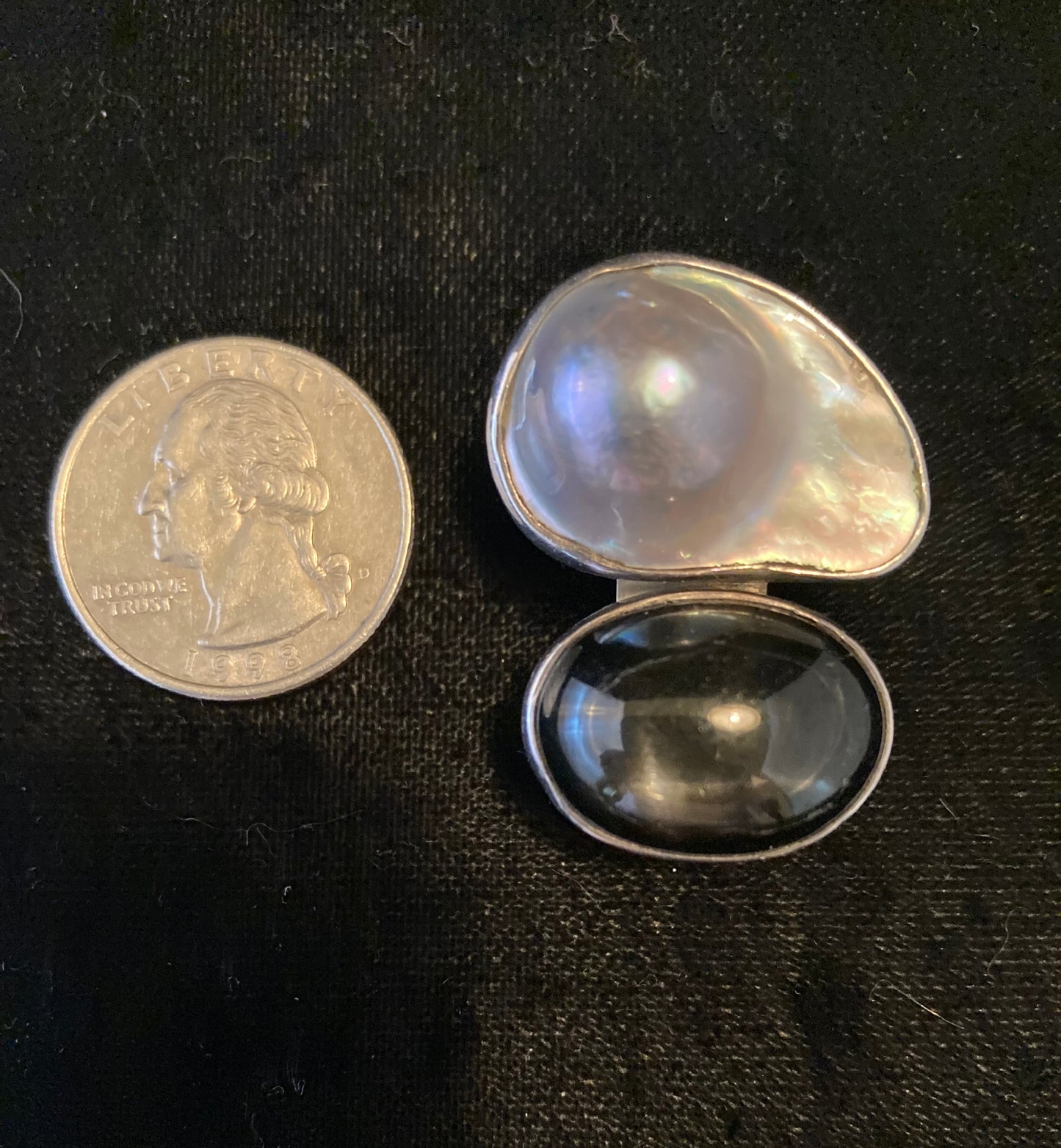 Pearl, Black Star Sapphire