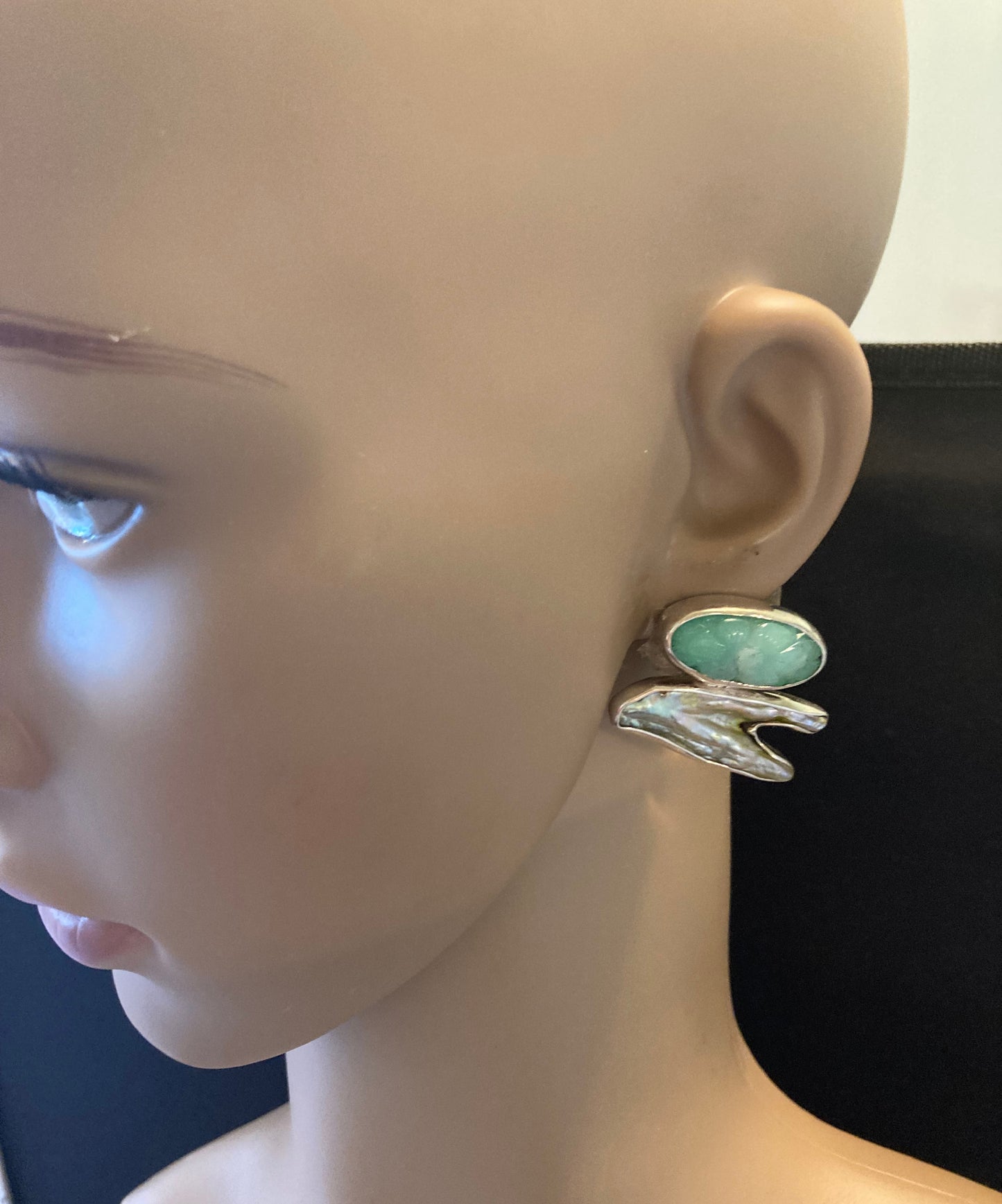 Chalcedony, Pearl