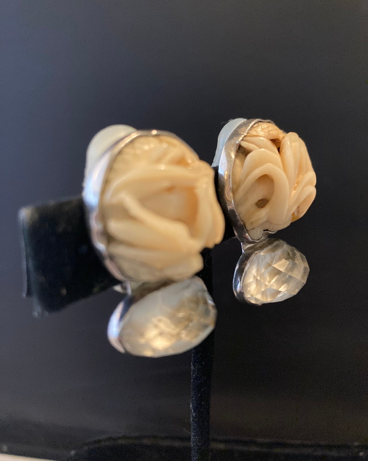 Bone, Crystal