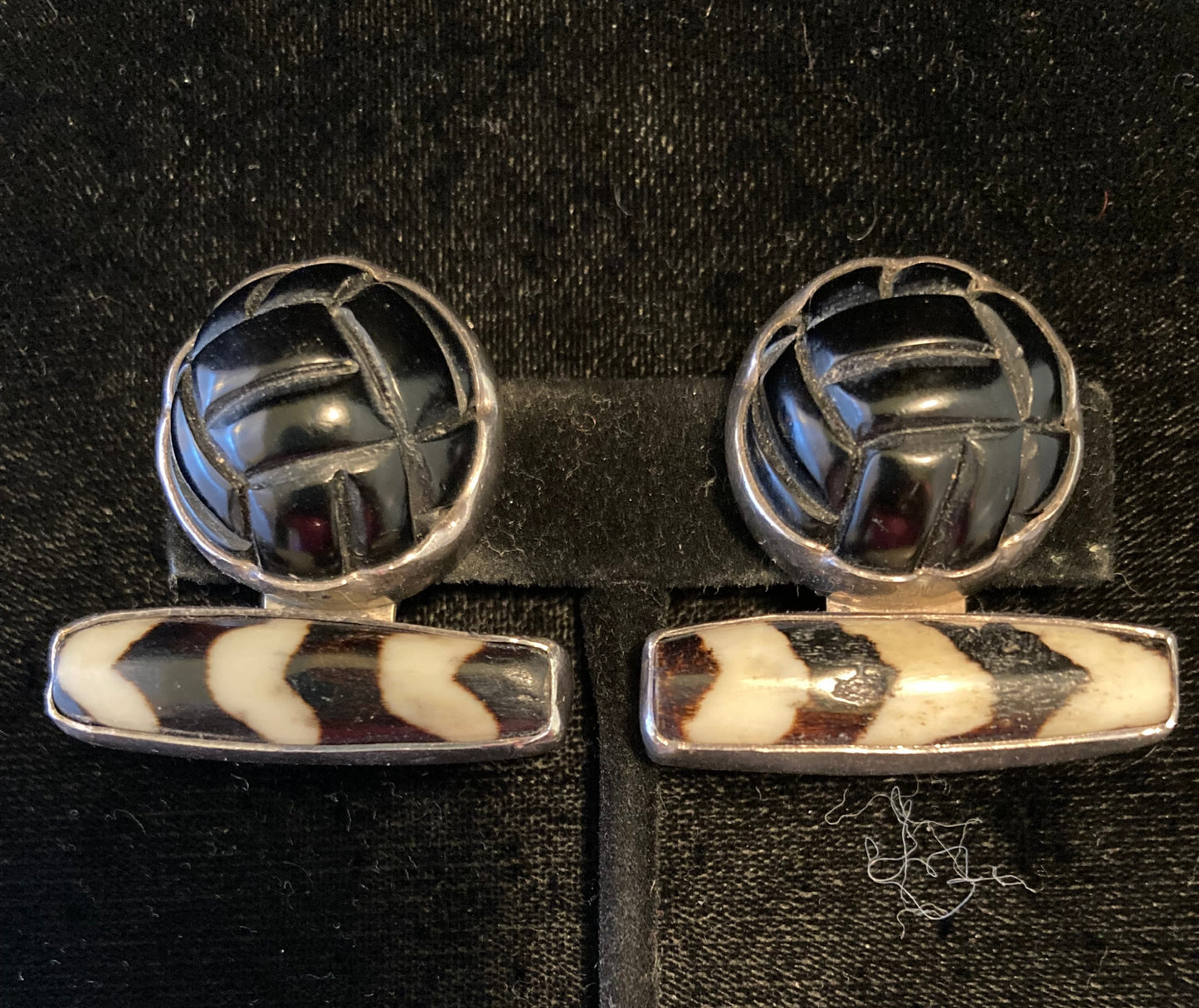 Jet Black, Cowbone Earring