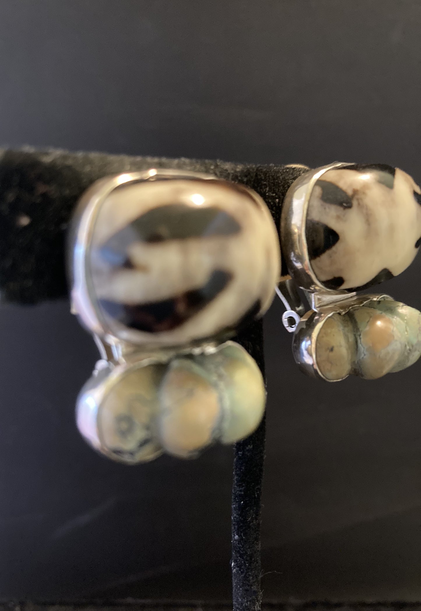Cowbone, Turquoise
