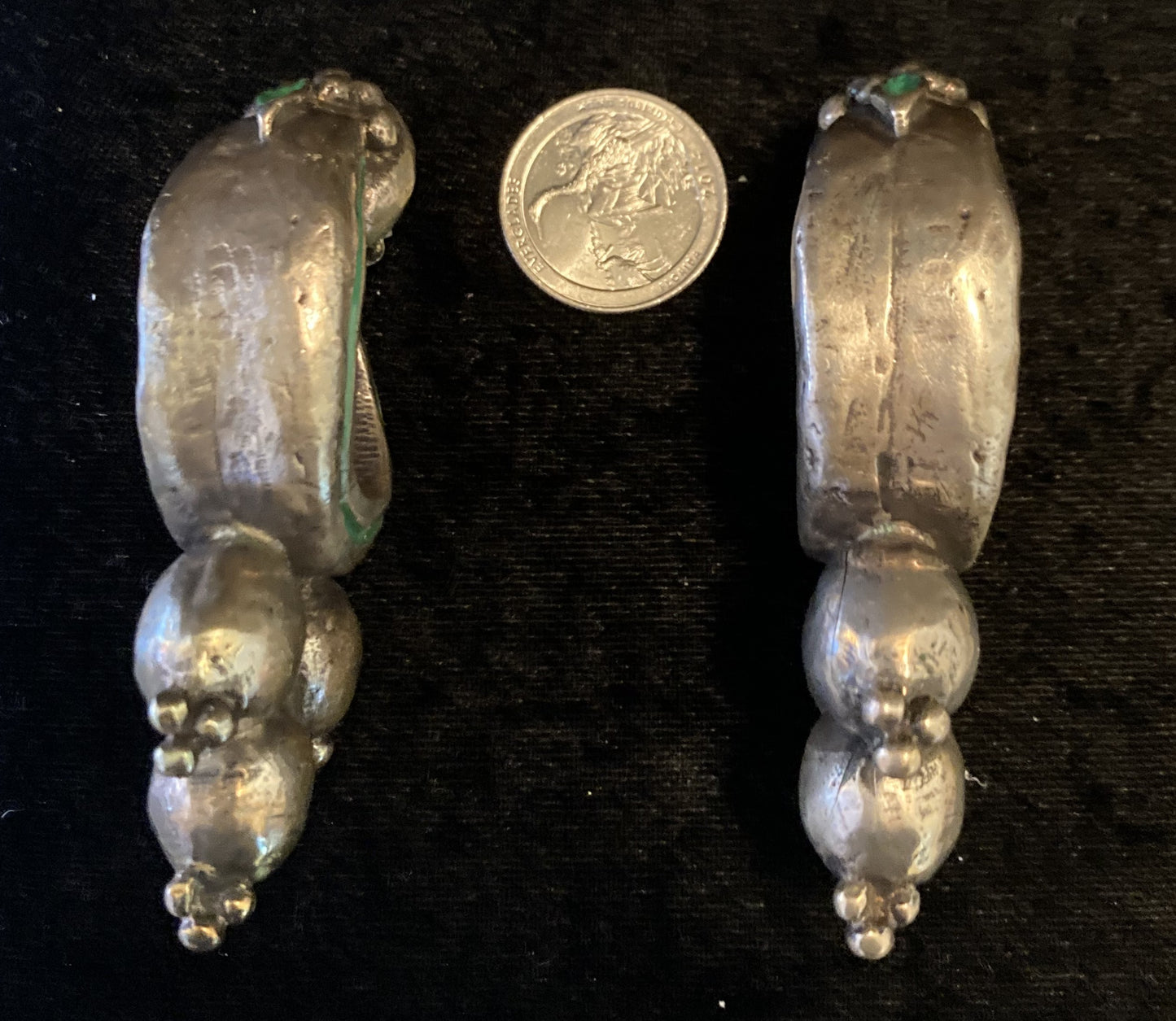 Vintage Pewter with Green Accent Color
