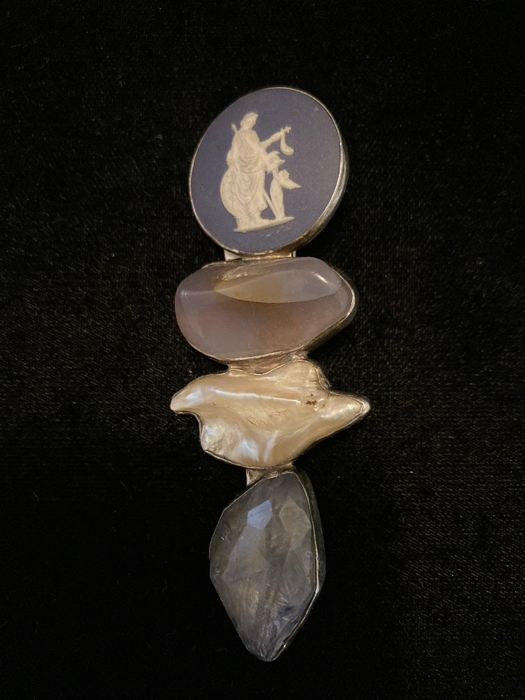 Wedgewood, Chalcedony, Biwa Pearl, Iolite