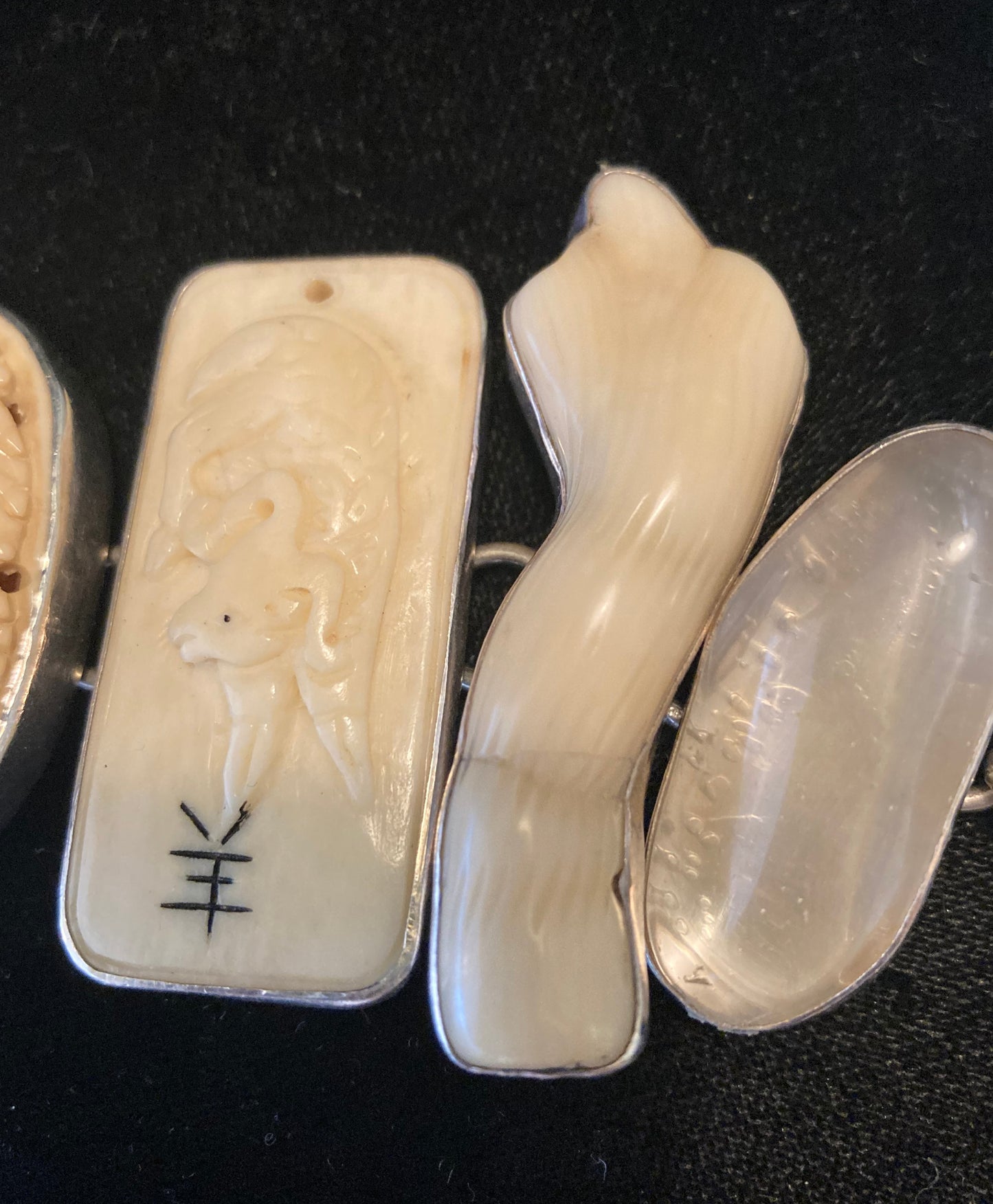 Bone, Crystal