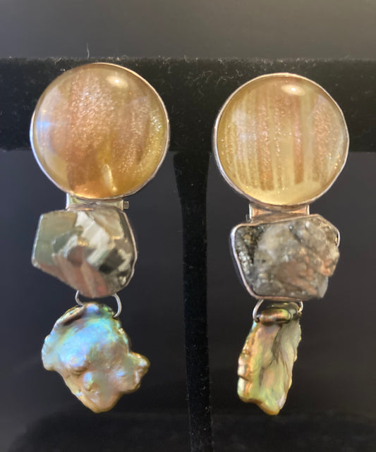 Rutilated Qtz, Pyrite, Pearl