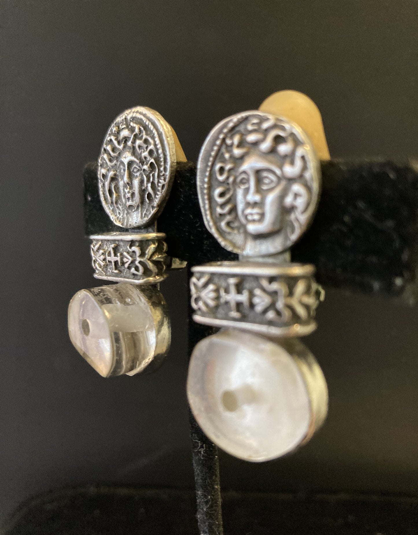 Silver, Quartz