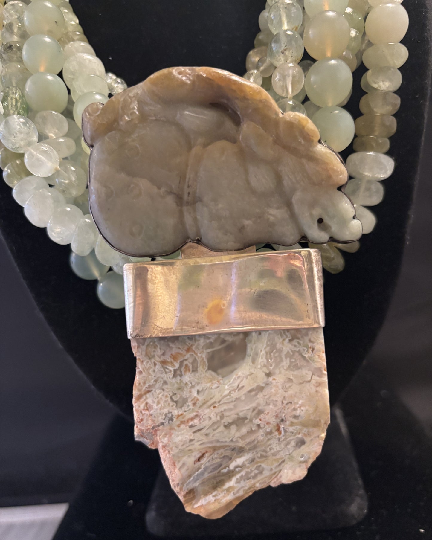 Vintage Jade, Agate