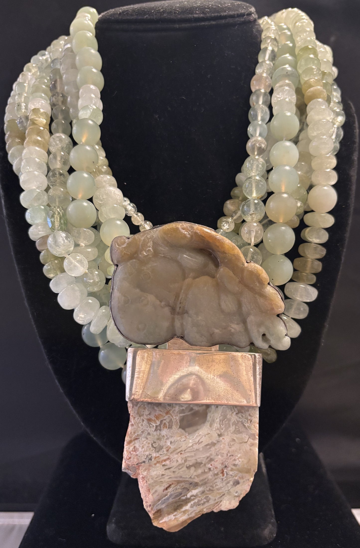 Vintage Jade, Agate