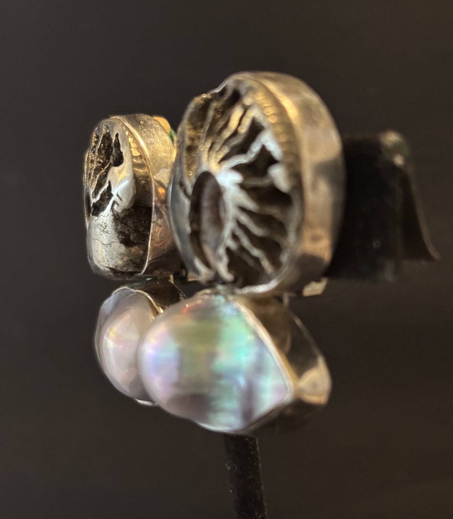 Ammonite, Pearl