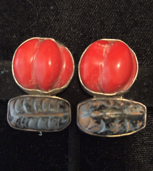 Red Coral, Black Jet