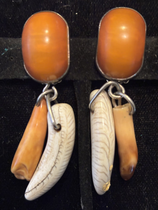Amber, Bone