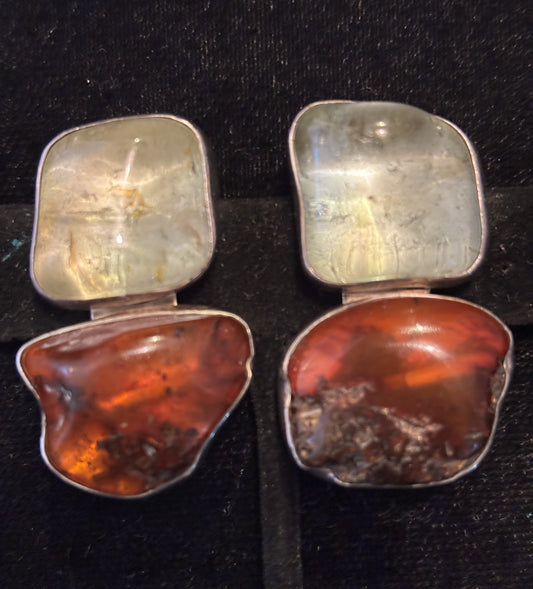 Blue Topaz, Amber