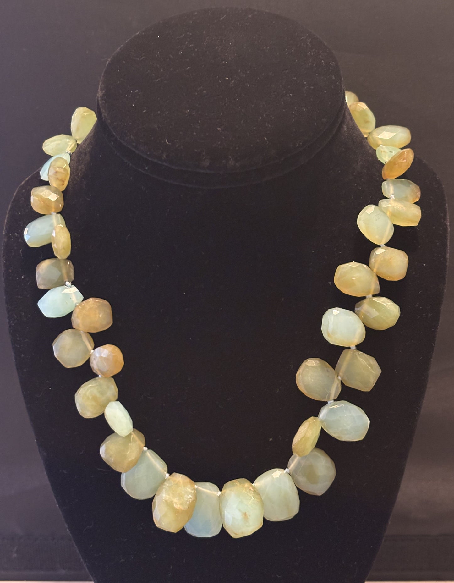 Peruvian Opal
