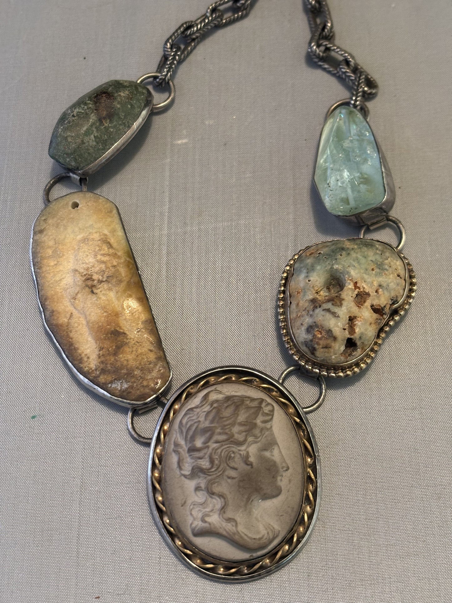 Lava Cameo