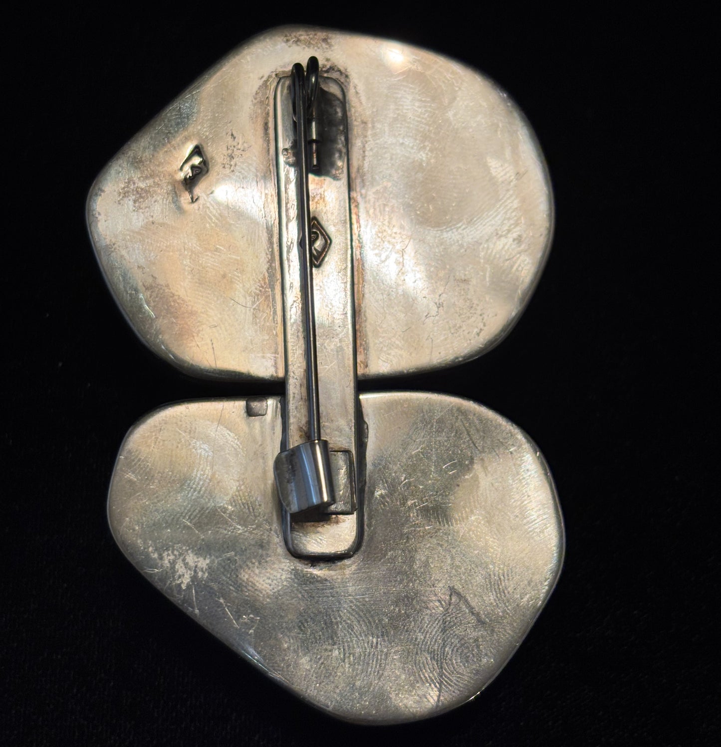 Red Treated Qtz., Adamite
