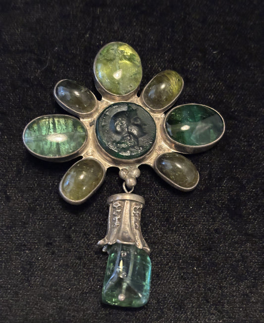 Green Tourmaline, Vitreous Glass