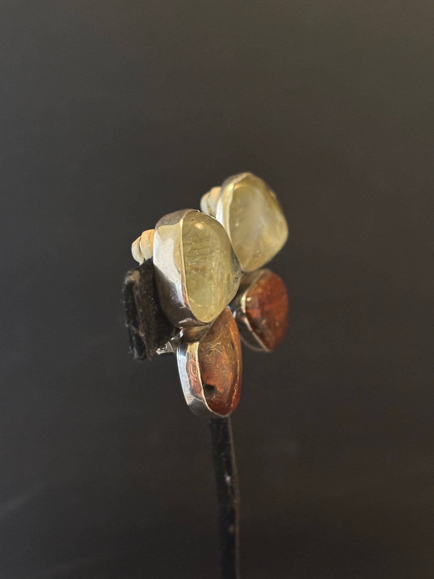 Blue Topaz, Amber