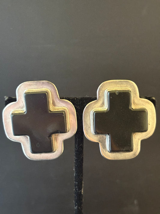 Onyx Cross