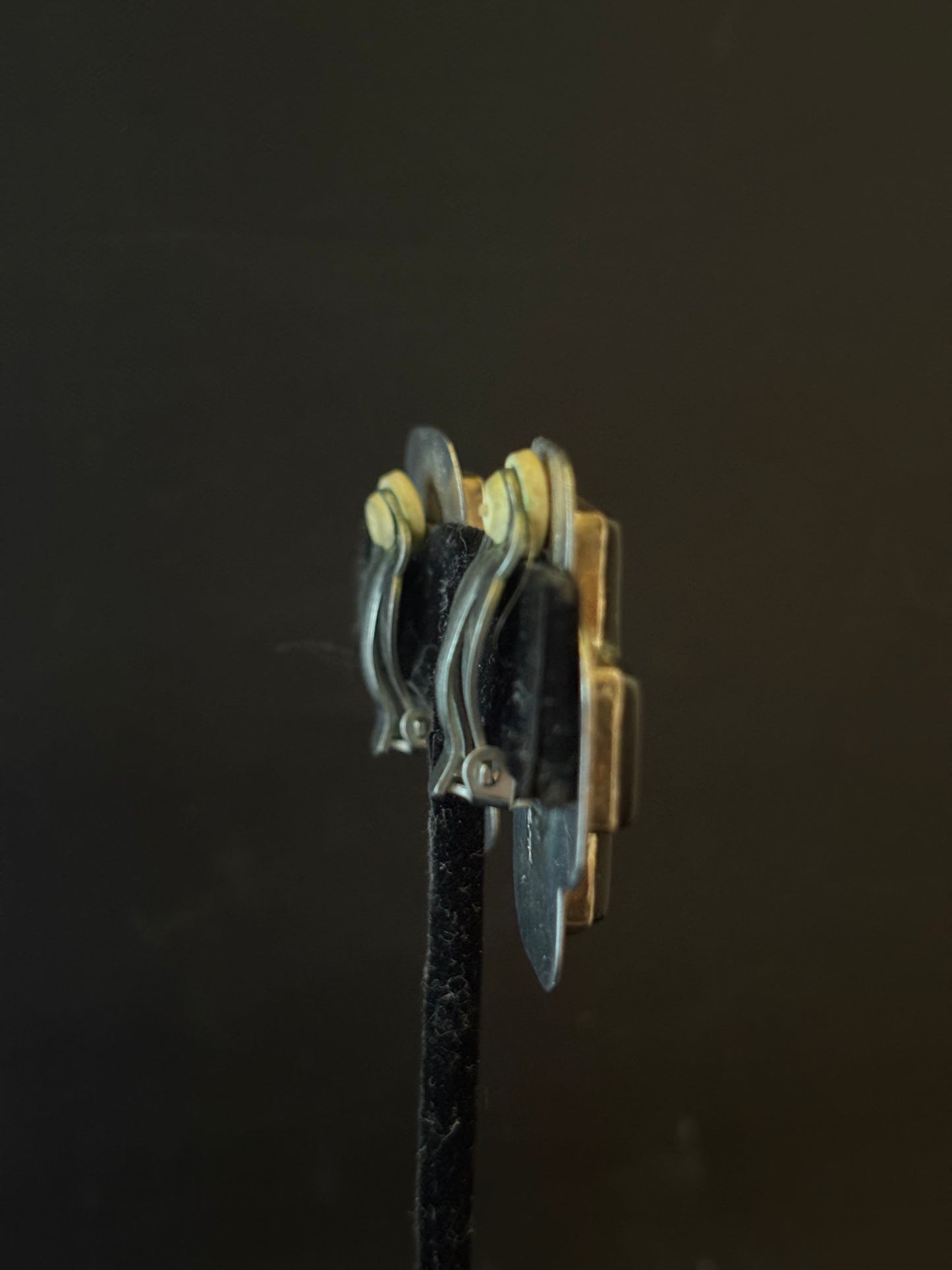 Onyx Cross