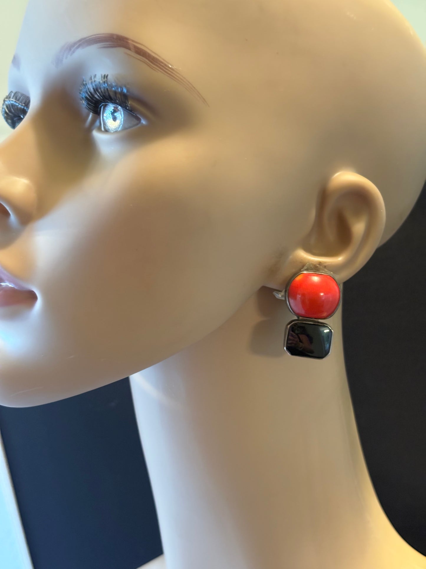 Coral, Onyx