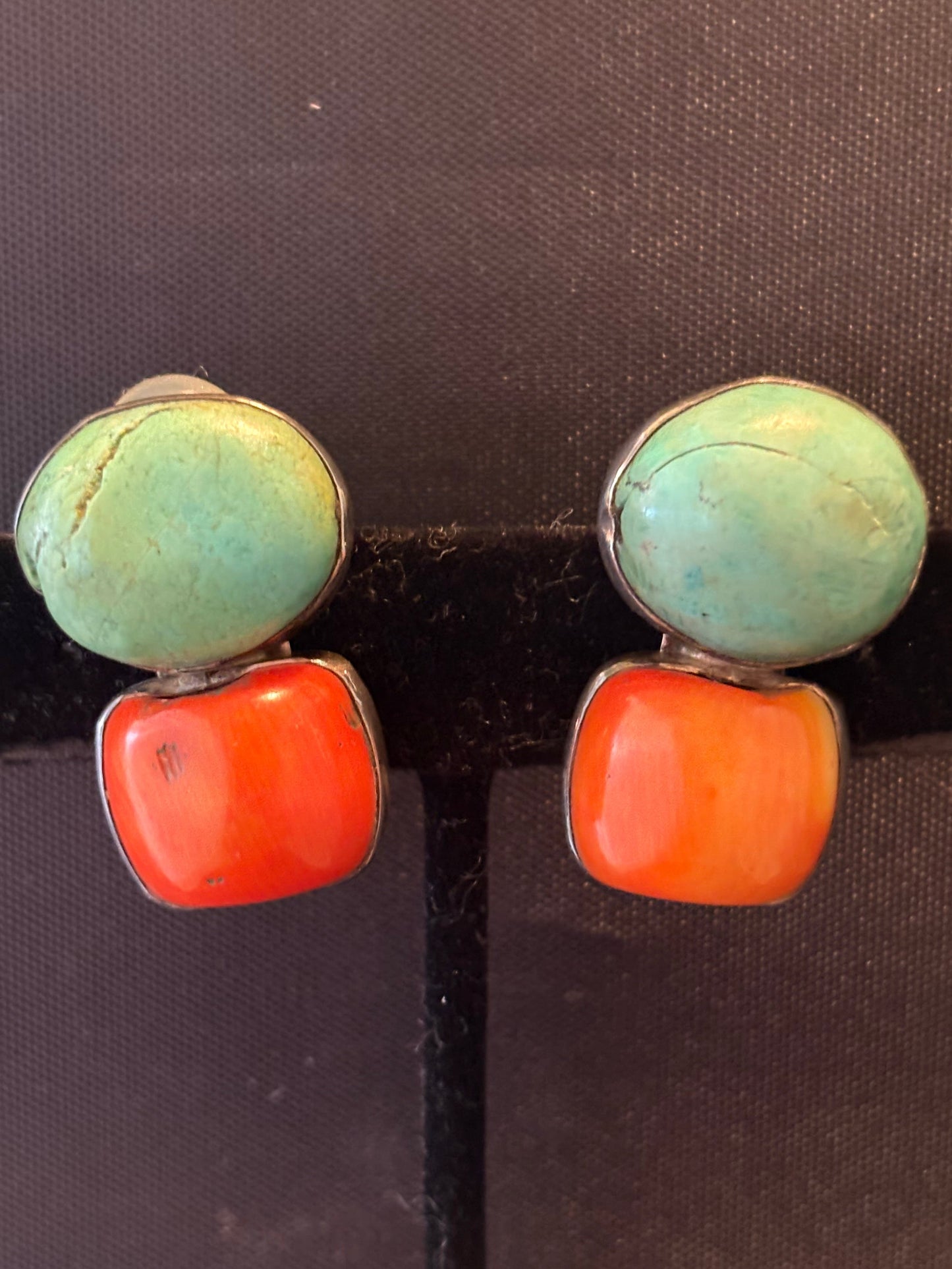 Turquoise, Coral