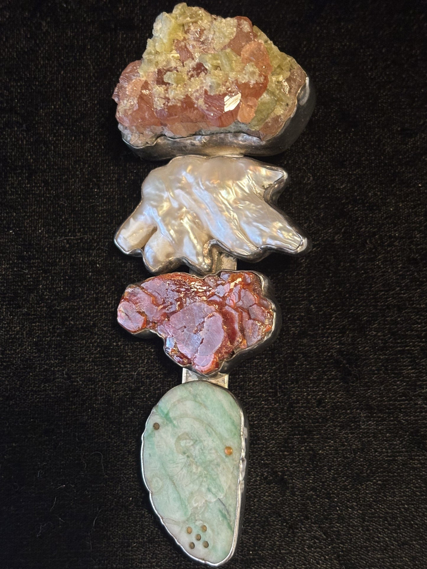 Vesuvianite Garnet, Biwa Pearl, Hessonite Garnet, Jade Pin