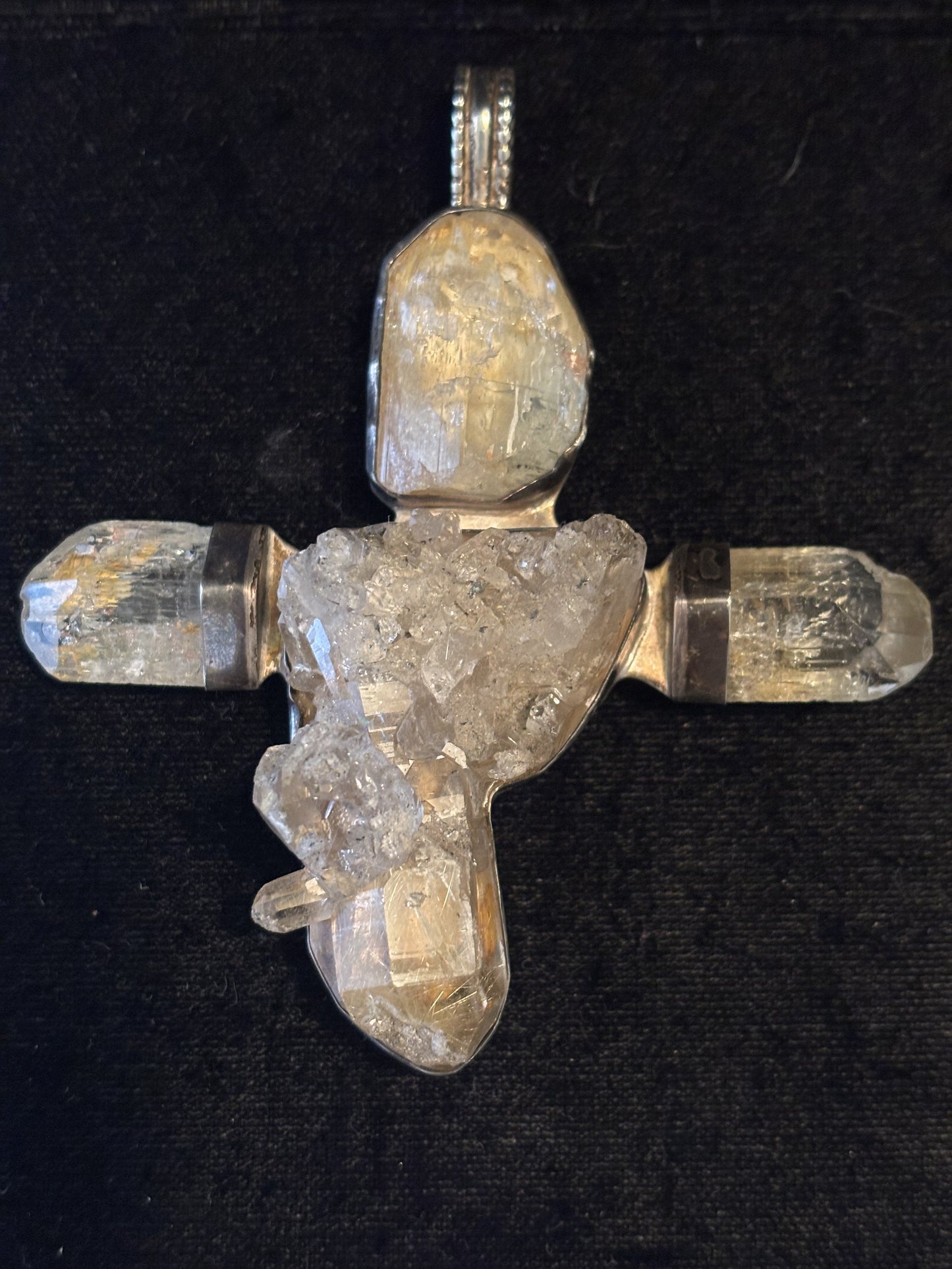 Crystal Quartz Pin