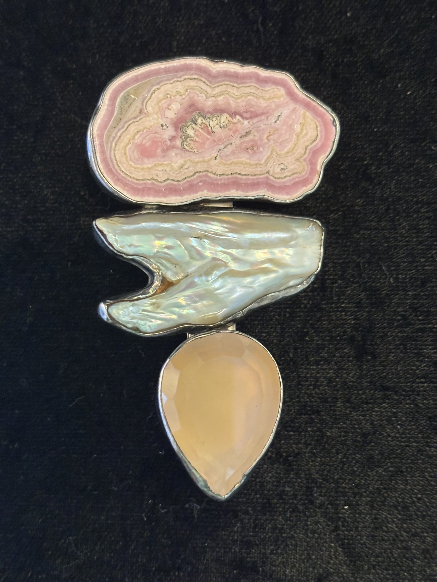 Rhodochrosite, Pearl, Rose Qtz.