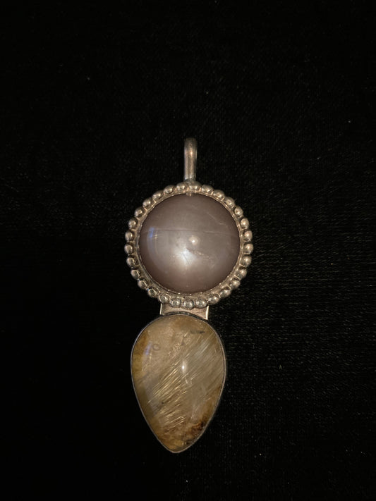 Moonstone, Quartz