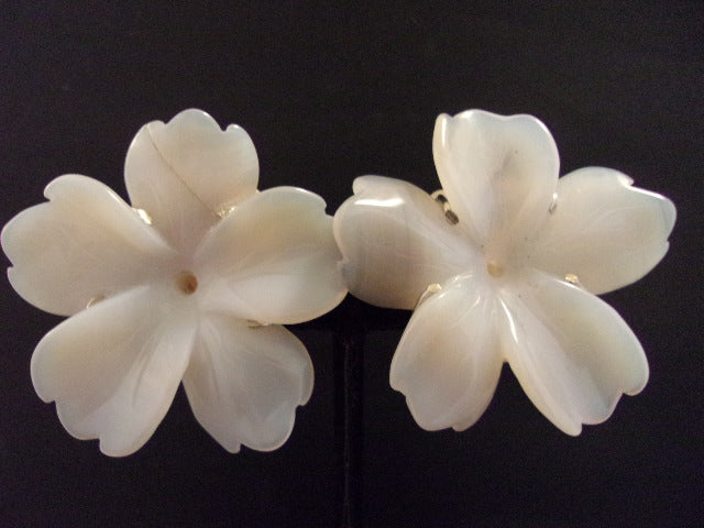 Chalcedony Flower Earring