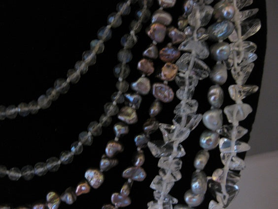 Pearl/Crystal Neck